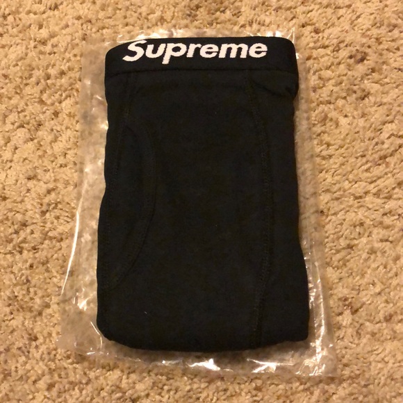 Brand New Never Worn Supreme Boxers Size S (Per 1) - Picture 3 of 4